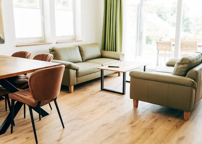 Hof Koehne - Haus Landvergnuegen Links *