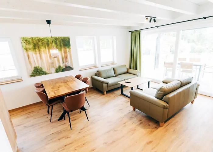 Hof Koehne - Haus Landvergnuegen Links *